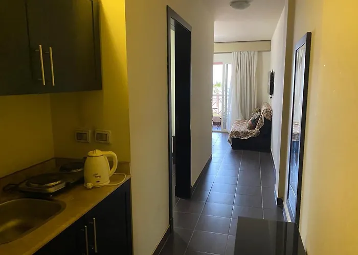 Porto South Royal Sea View Families صف اول بحر مباشر Apartmanhotel