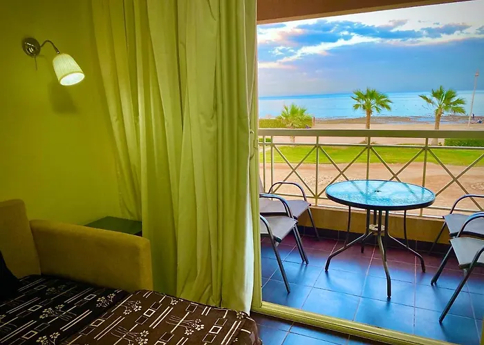 Porto South Royal Sea View Families صف اول بحر مباشر 3*