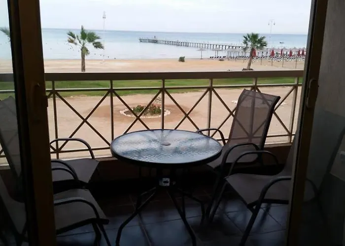 Porto South Royal Sea View Families صف اول بحر مباشر