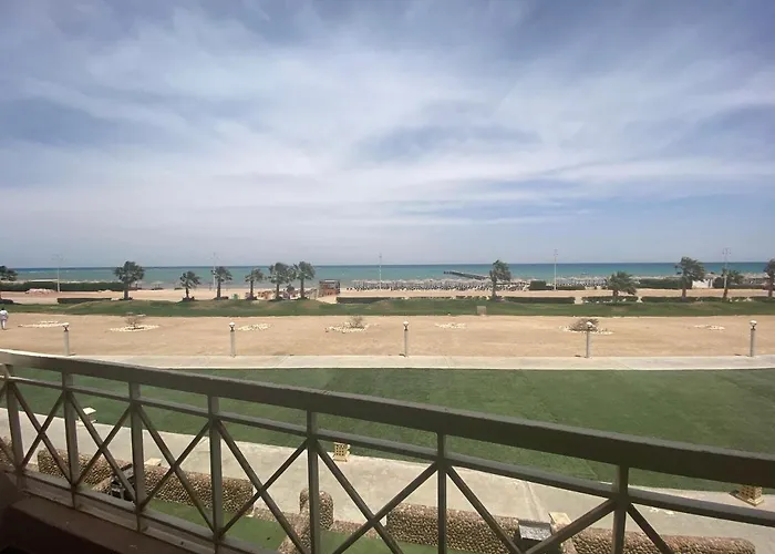 Apartmanhotel Porto South Royal Sea View Families صف اول بحر مباشر 3*