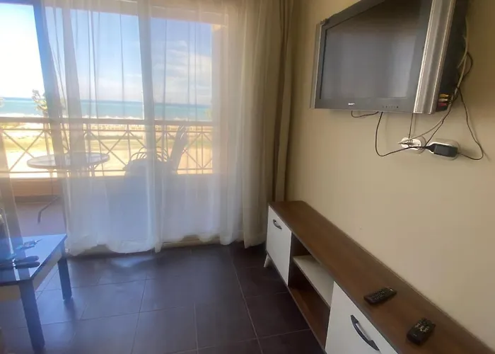 Porto South Royal Sea View Families صف اول بحر مباشر