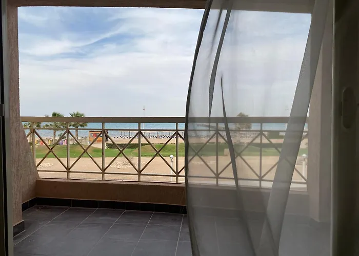 Porto South Royal Sea View Families صف اول بحر مباشر 3*